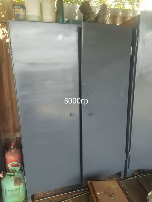 Шкаф для инструмента