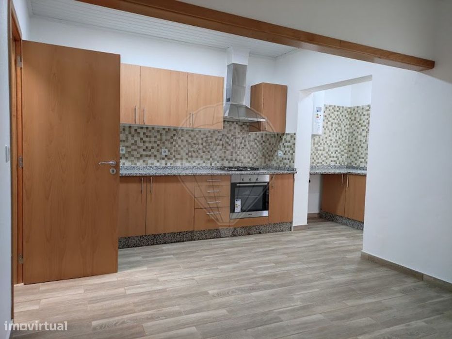 Moradia T3 para arrendamento