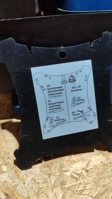 Scheppach Máquina amoladora com pedra de amolar Tiger 2000S 120W