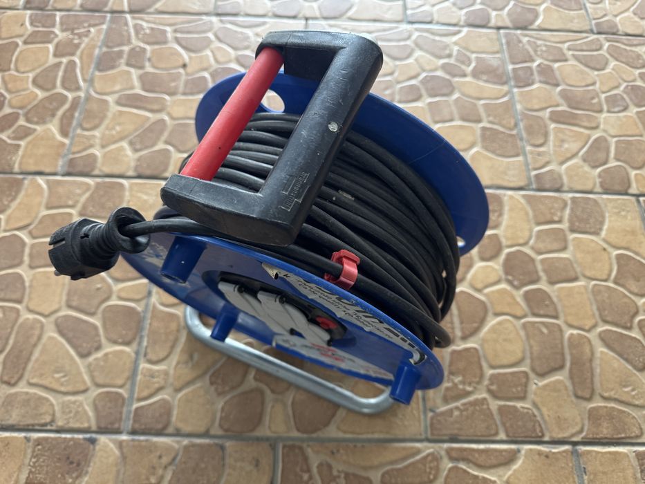 Brennenstuhl przedłużacz bębnowy 50m