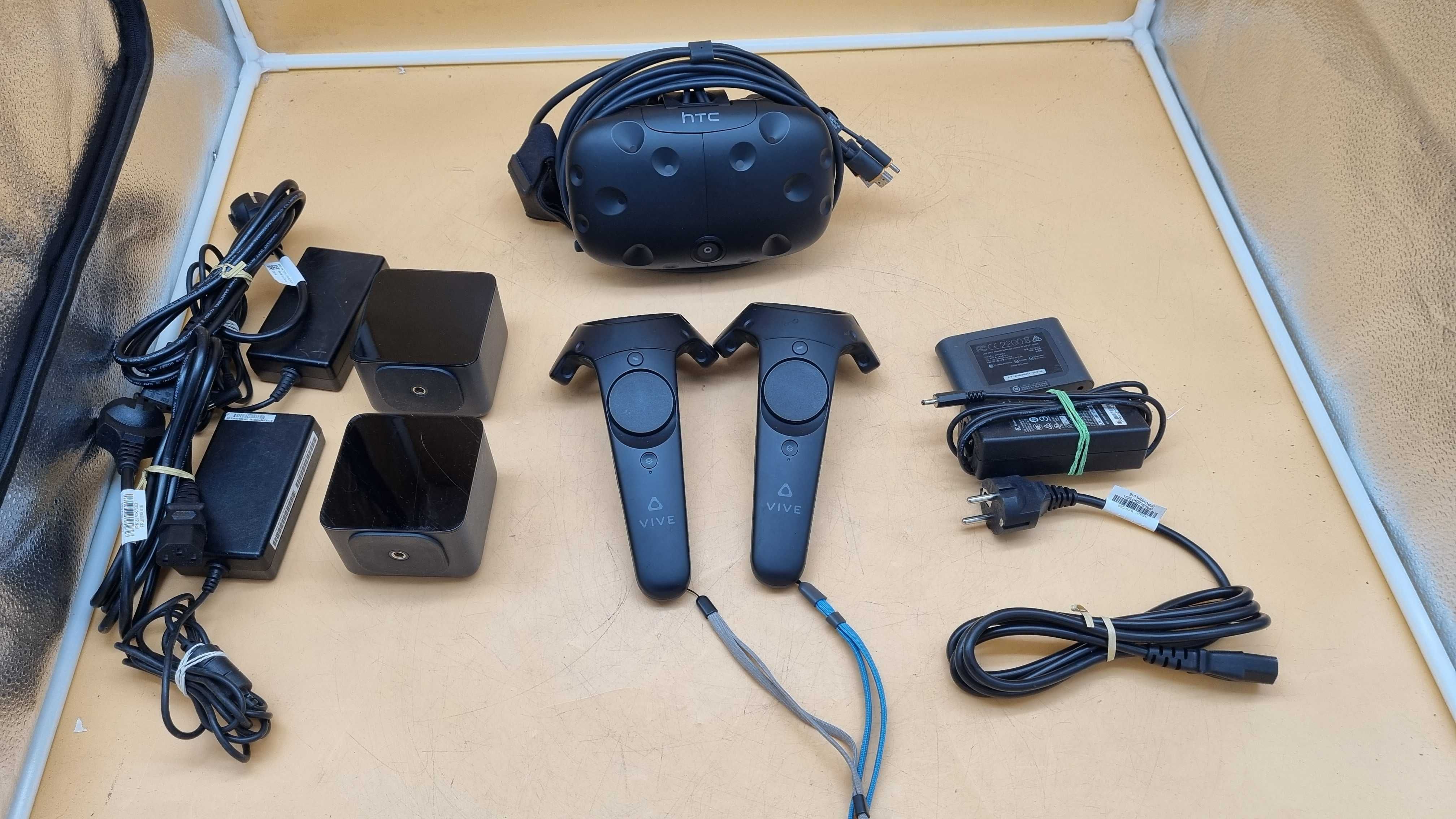 Google VR HTC vive OPJT100