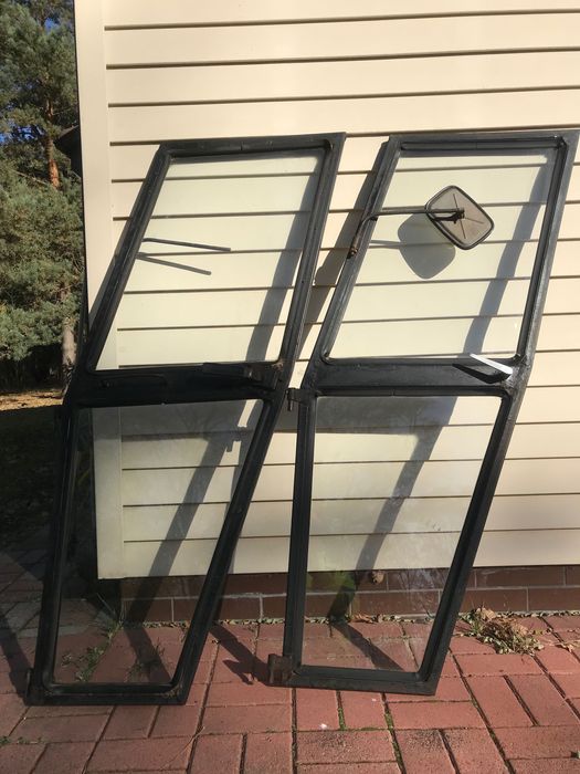 Maska z drzwiami Ursus C330