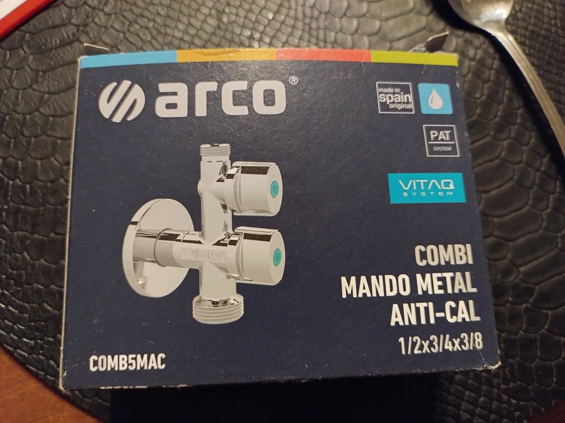 Zawór kulowy kątowy 1/2x3/4x3/8 ARCO COMBI ANTICAL