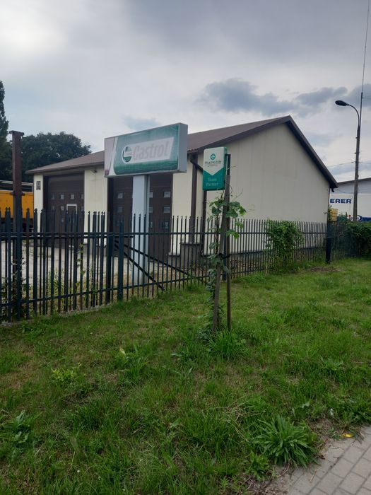 Wynajmę lokal użytkowy 140m2 ul.Mazowiecka 12