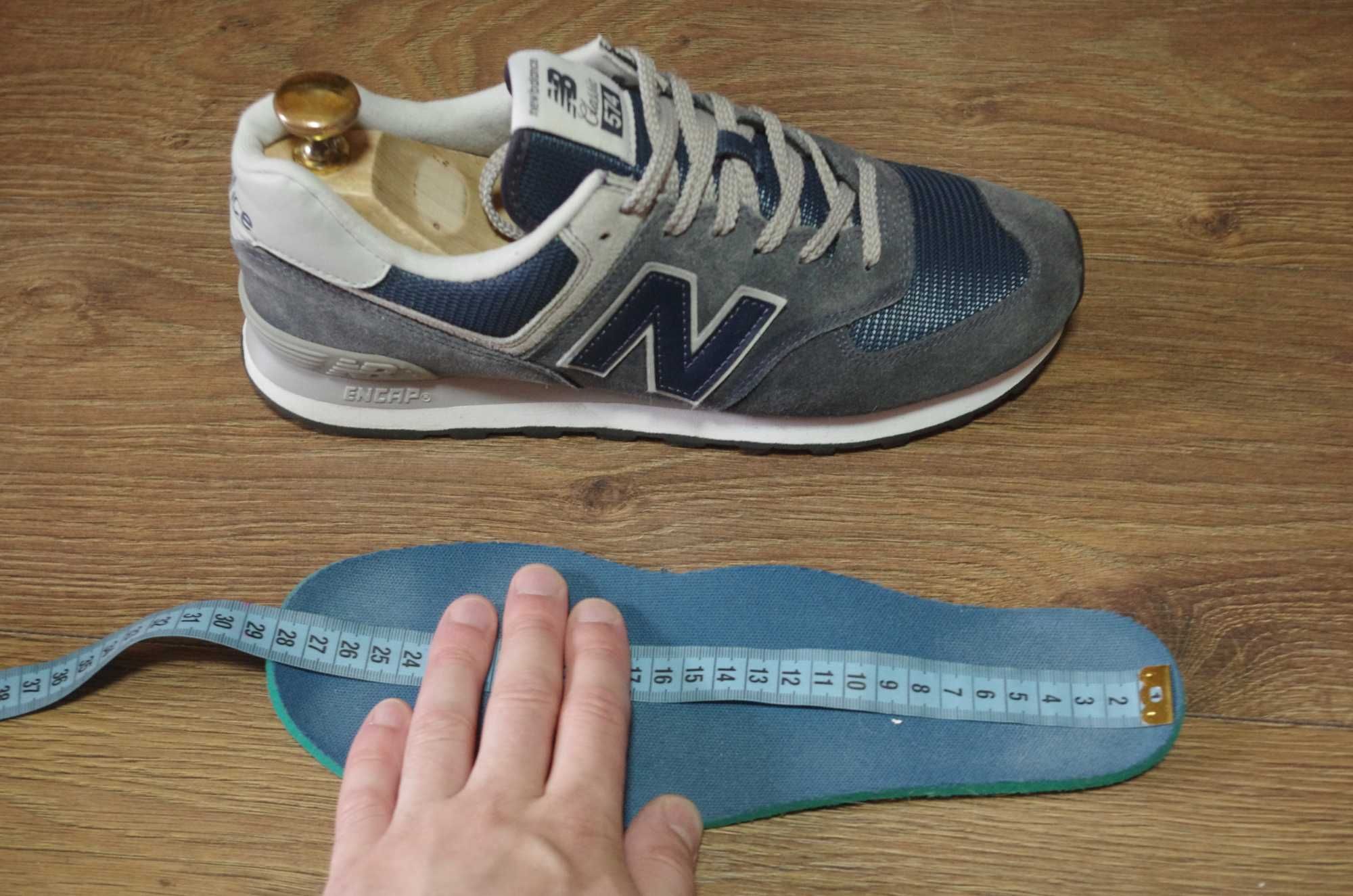 Кроссовки New Balance 574 оригінал 44 розмір дуже гарний стан літні