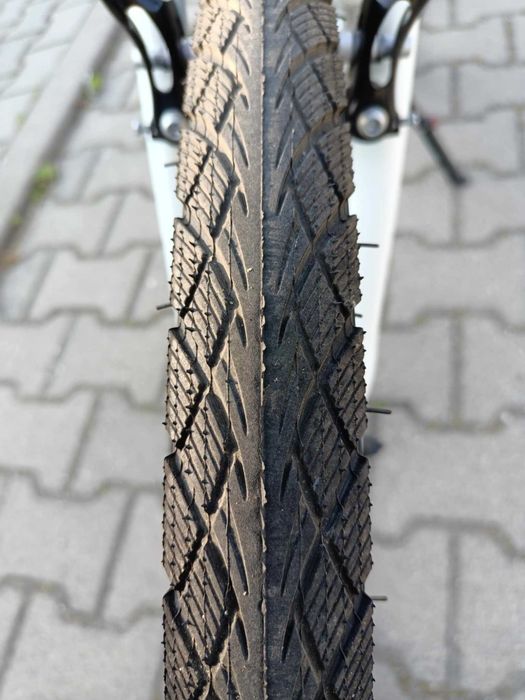 Rower trekkingowy dziecięcy Btwin Riverside 100 24"