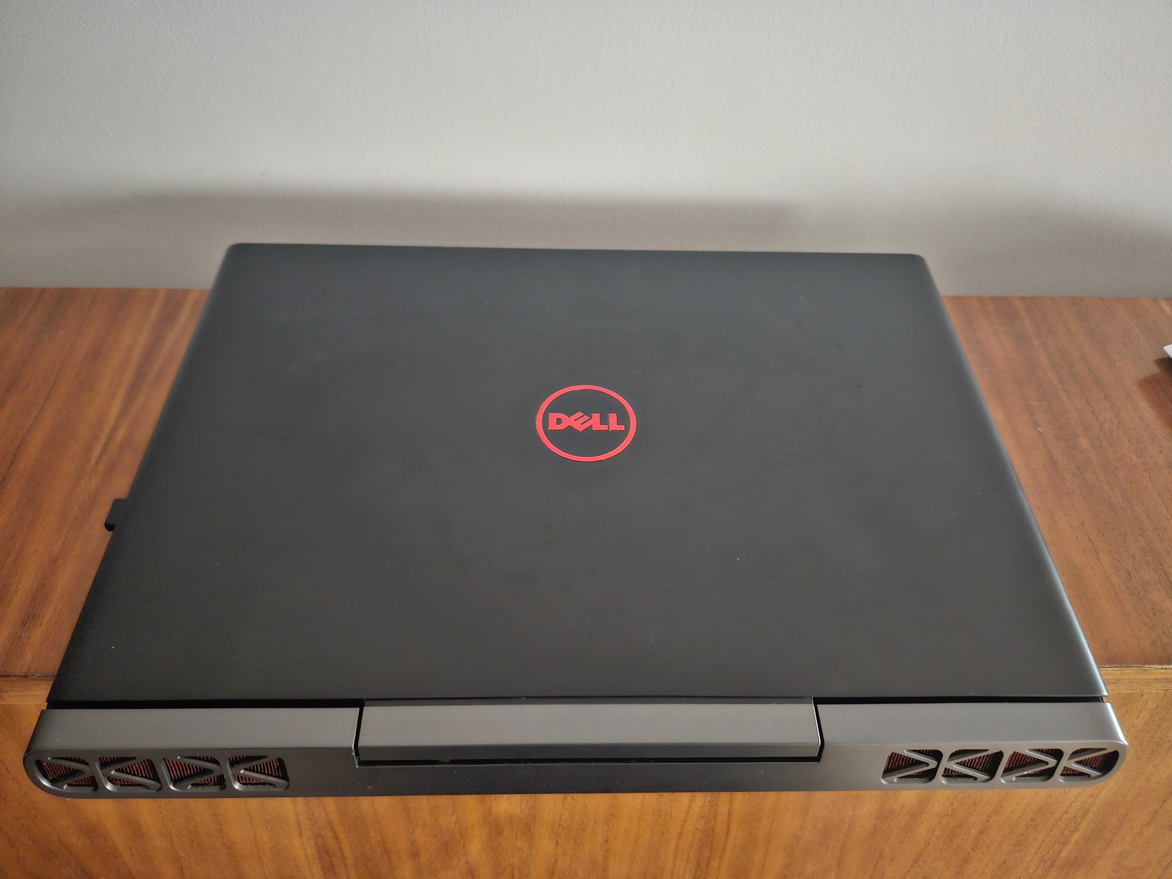 Laptop gamingowy Dell Inspiron 15 7567, Intel i7 7700HQ, 256GB + 1TB