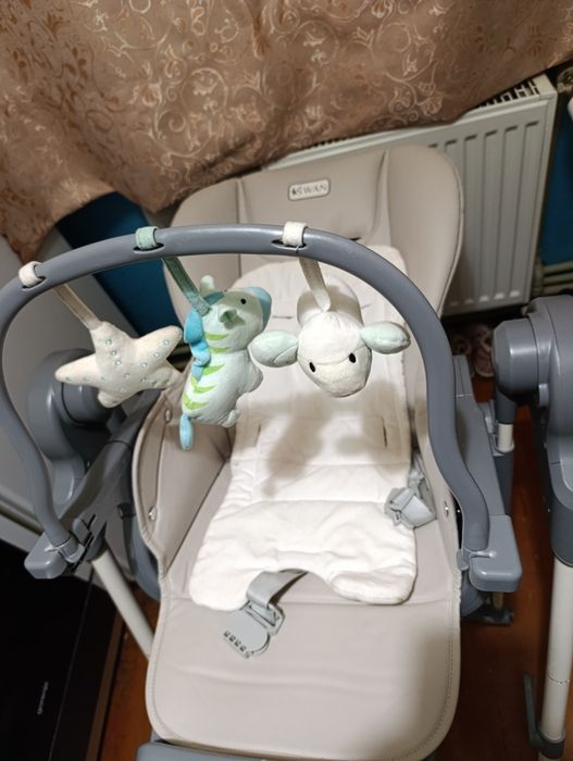 Продам стілець для годування