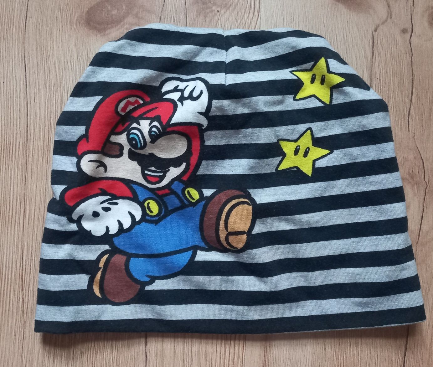 Super Mario wiosenna czapka z H&M od 4-6 lat