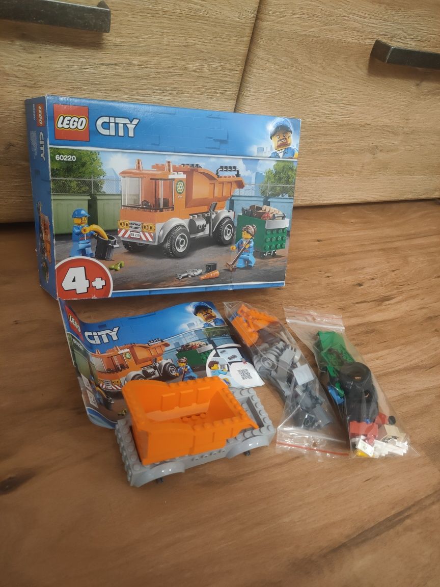 LEGO City Śmieciarka 60220