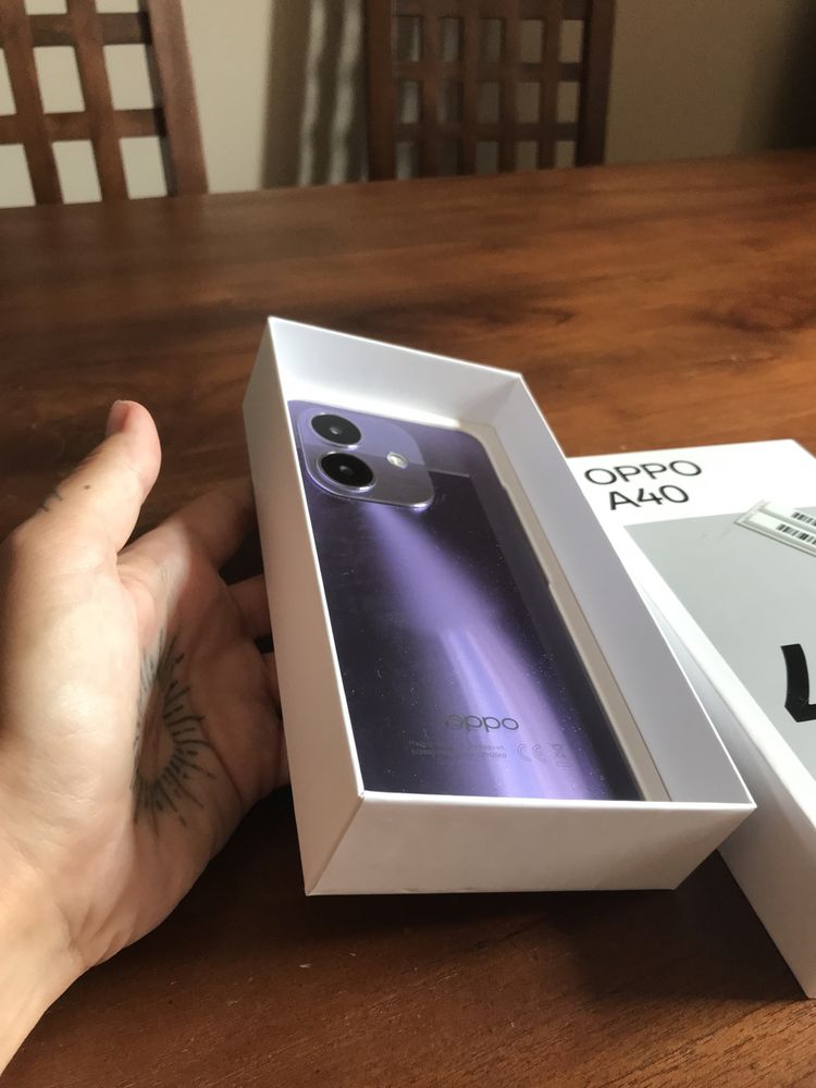 telefon oppo a40 fioletowy