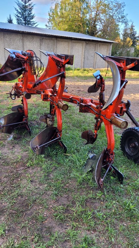 Pług 4 Skibowy Kuhn Huard 3+1 korpus