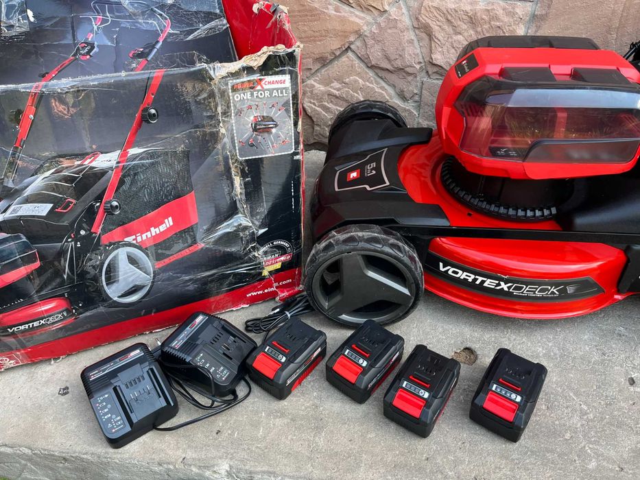 Аккумуляторная газонокосилка Einhell PXC GE-CM 36-47 S 4 аку по 4.0а