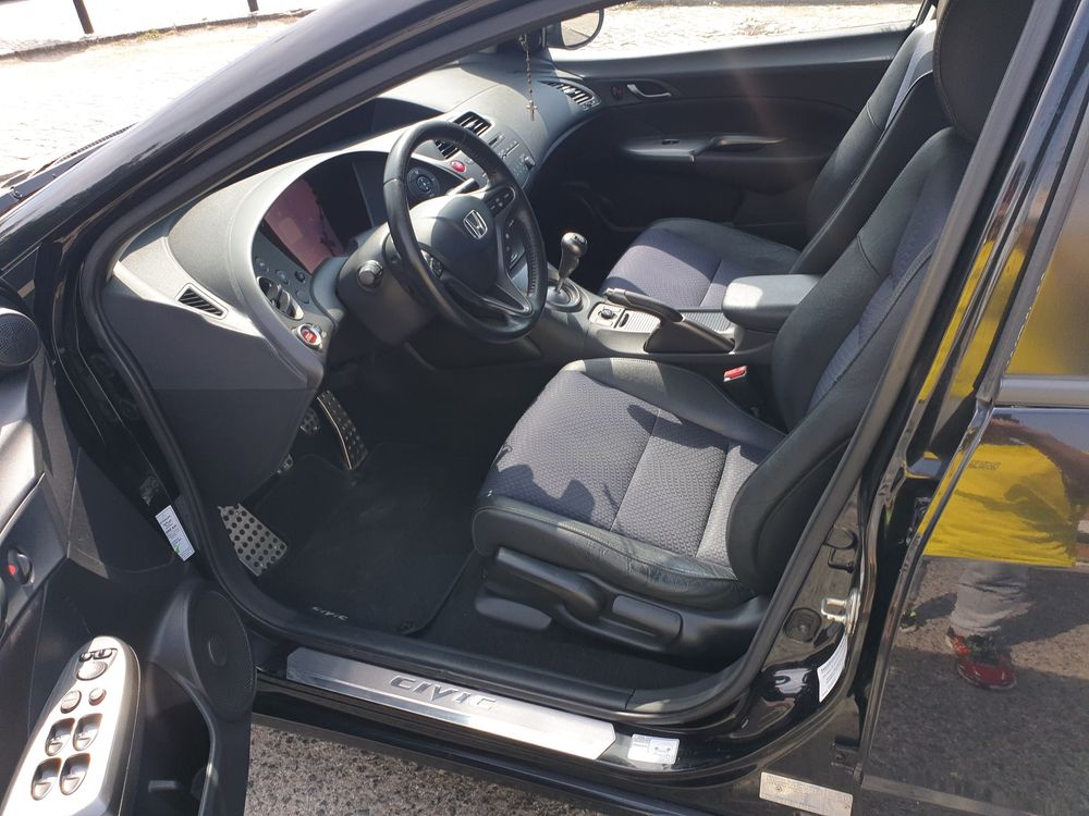 Honda civic 2010