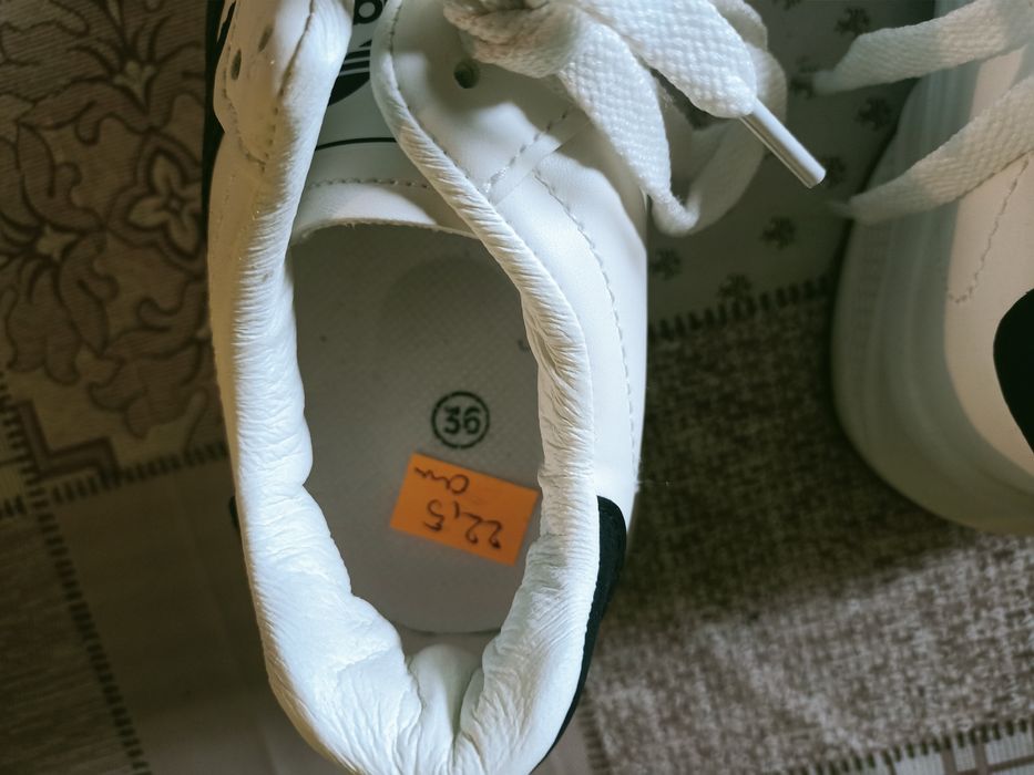 Buty damskie skórzane do biegania