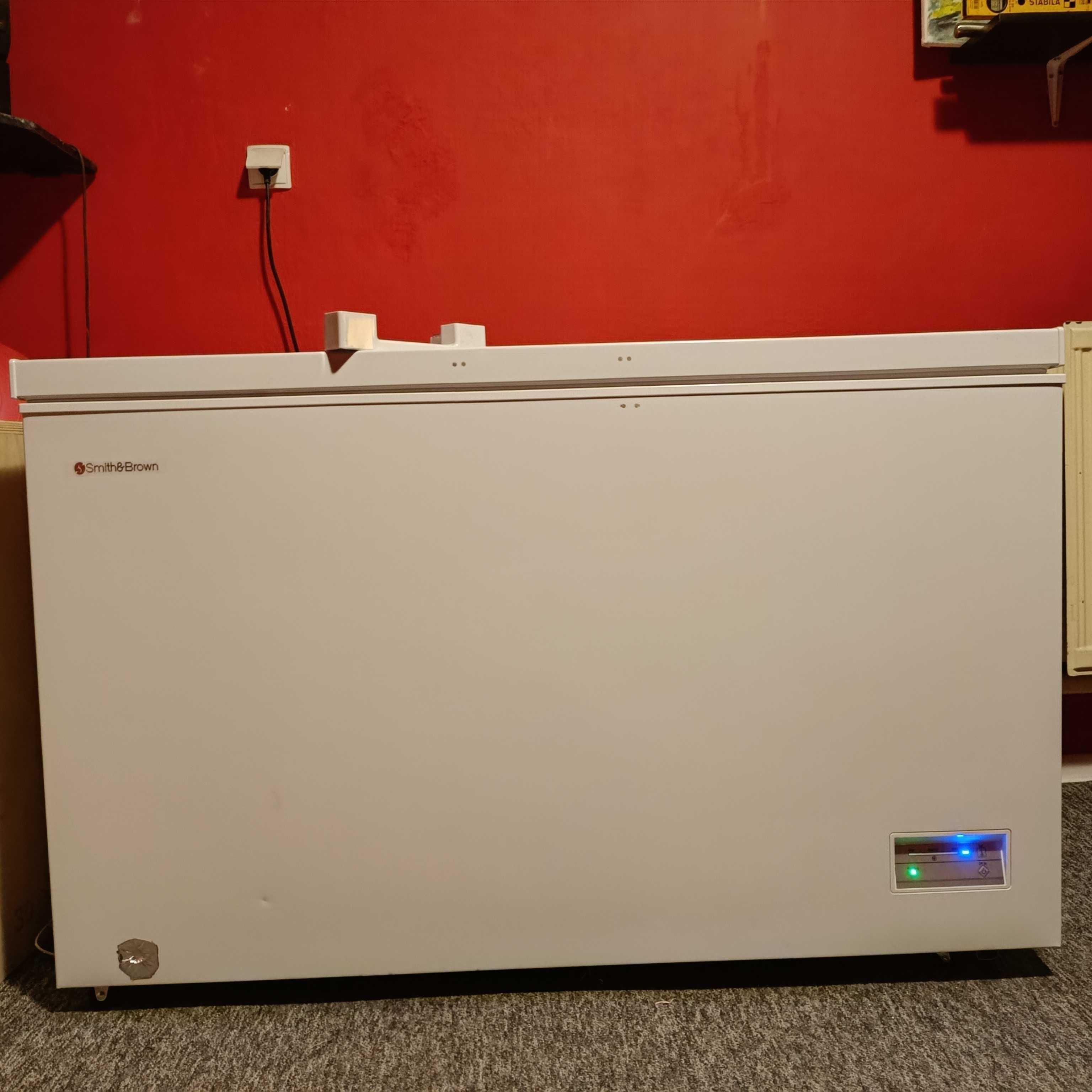Zamrażarka SMITH&BROWN SFCF-402-WF3