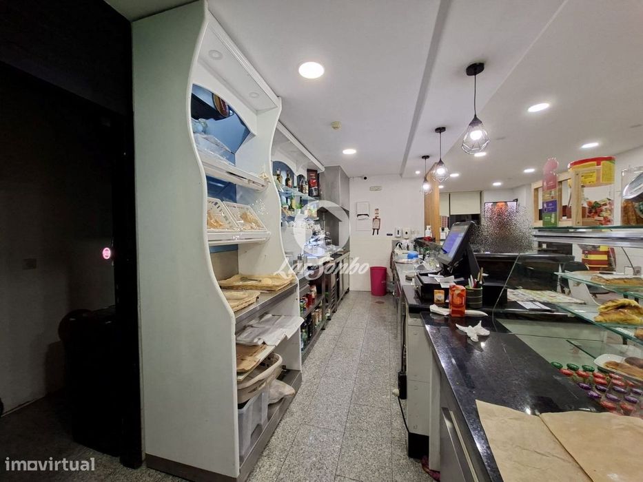 Padaria/Pastelaria e Snack-Bar para Trespasse em Ribeirão, V. N. Fa...