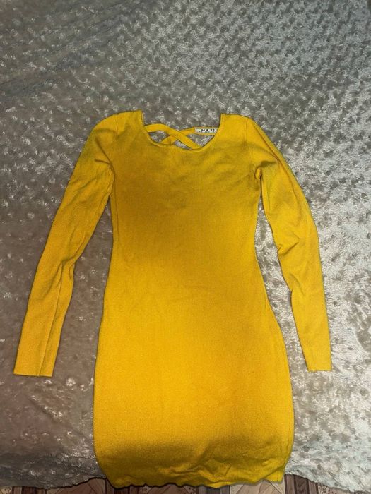 Жовта сукня рубчик б/в