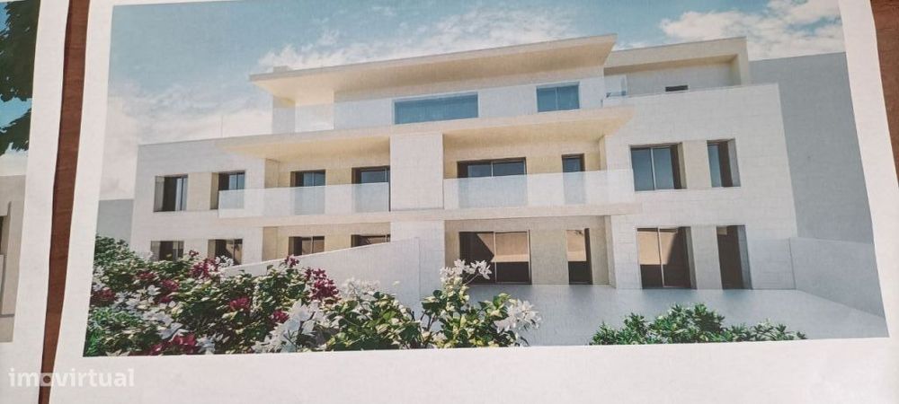 Apartamentos em construção Nazaré