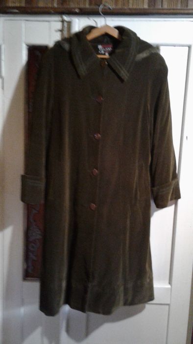 Пальто Зима-весна-осінь на хутряній підстьожці р.50-52-54 р.164-170.