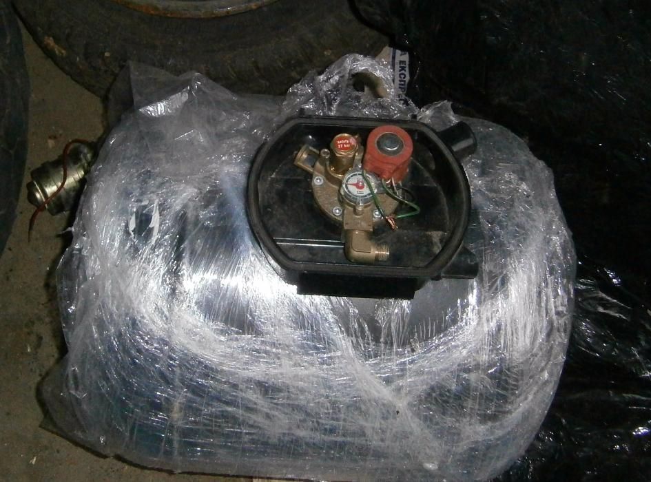Газовый балон под запаску, цилиндры,редуктор метан,пропан,заправочный