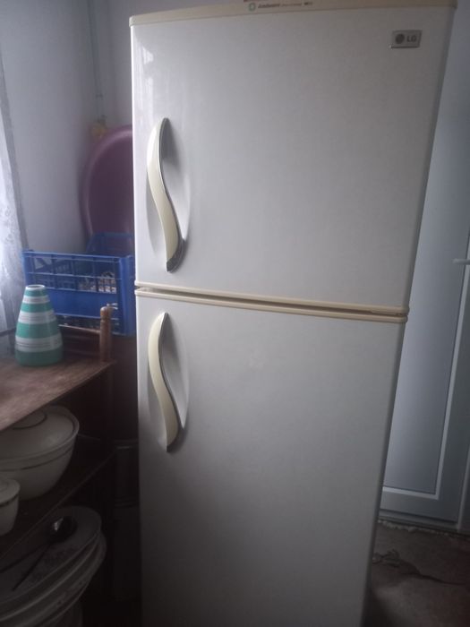 Холодильник LG 170cm