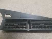 Grelha central Mercedes 190 w201