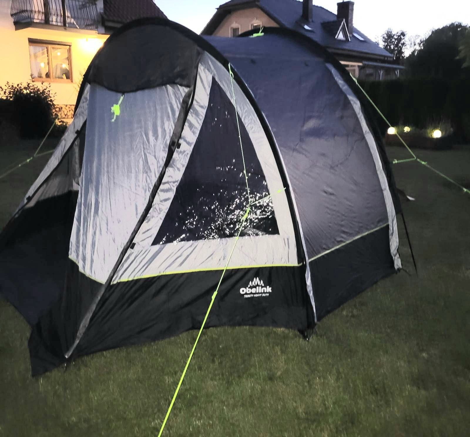Przedsionek do busa. Obelink trinity heavy duty