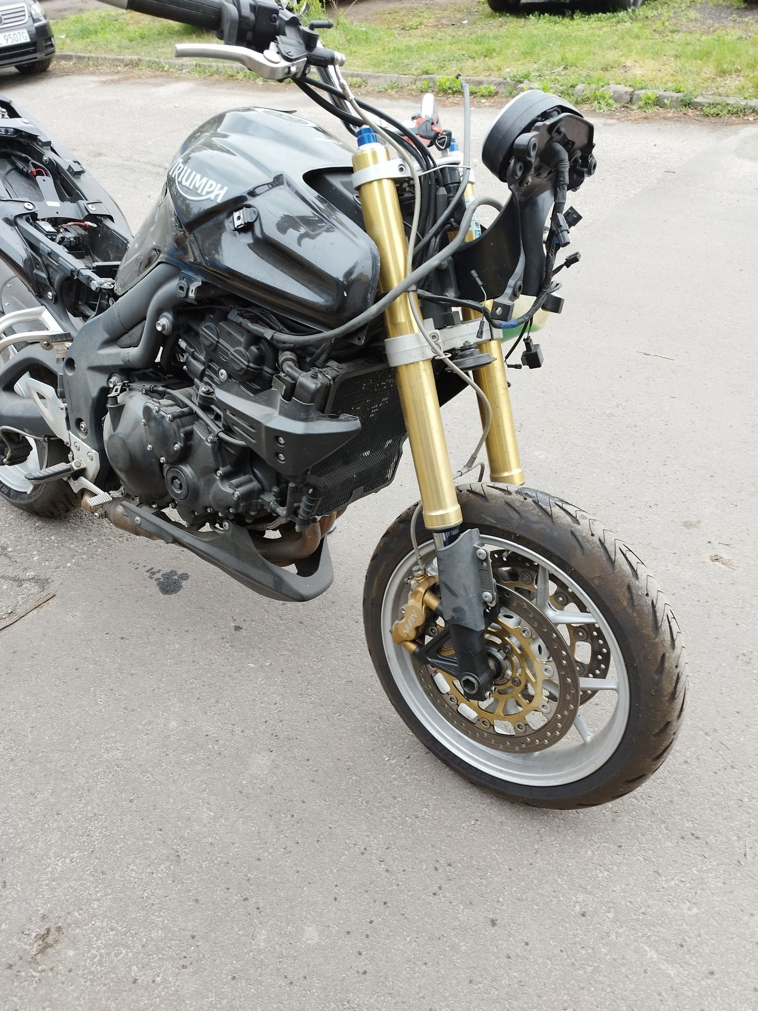 Triumph Tiger 1050 sprowadzony,niekompletny