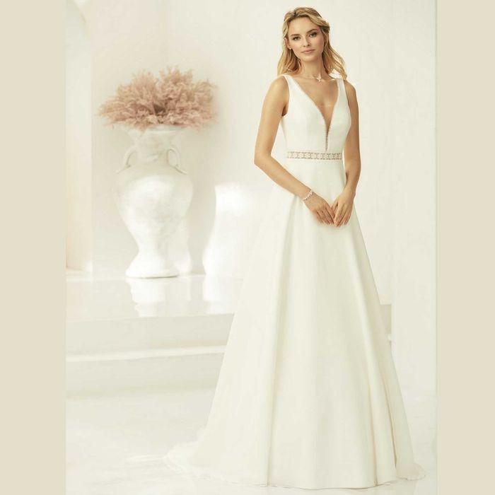 Vestidos de Noiva em promoção na ROSSY NOIVAS