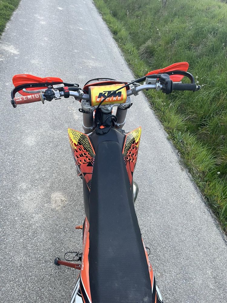 Ktm Exc 125.