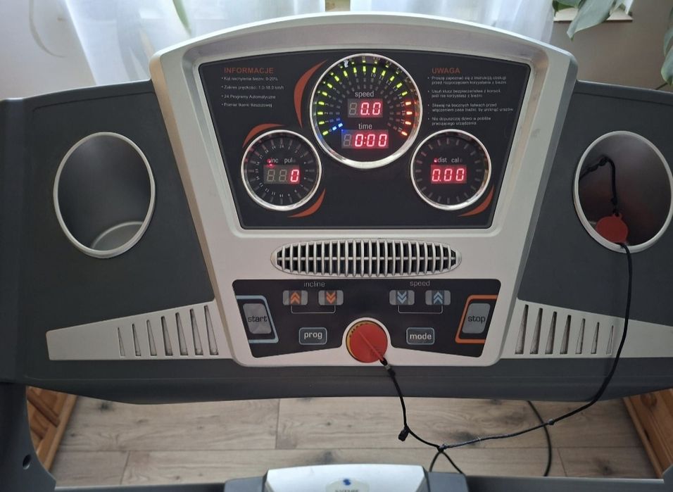 Bieżnia elektryczna z automatycznym wzniosem Transport max 150kg