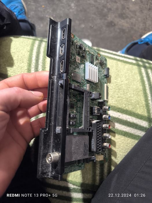 Материнка от телевизора Samsung:UE32H5020...