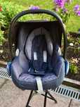 Автокрісло Автокресло автолюлька Maxi-Cosi в комплекте с базой  isofix