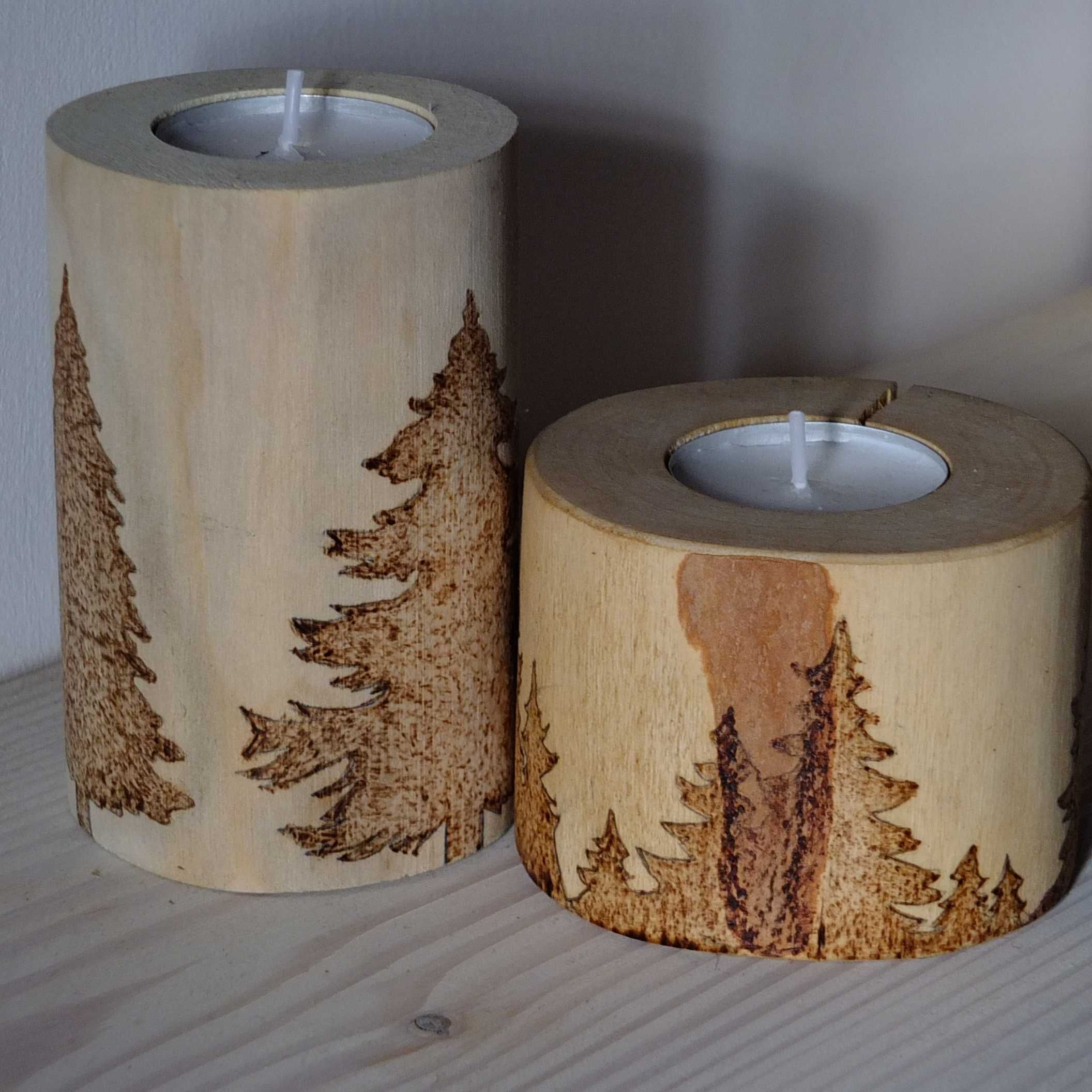 Drewniane, wypalane świeczniki typu tea-light, pirografia