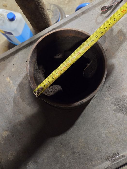 Piec koza żeliwny Samson z kompletem rur