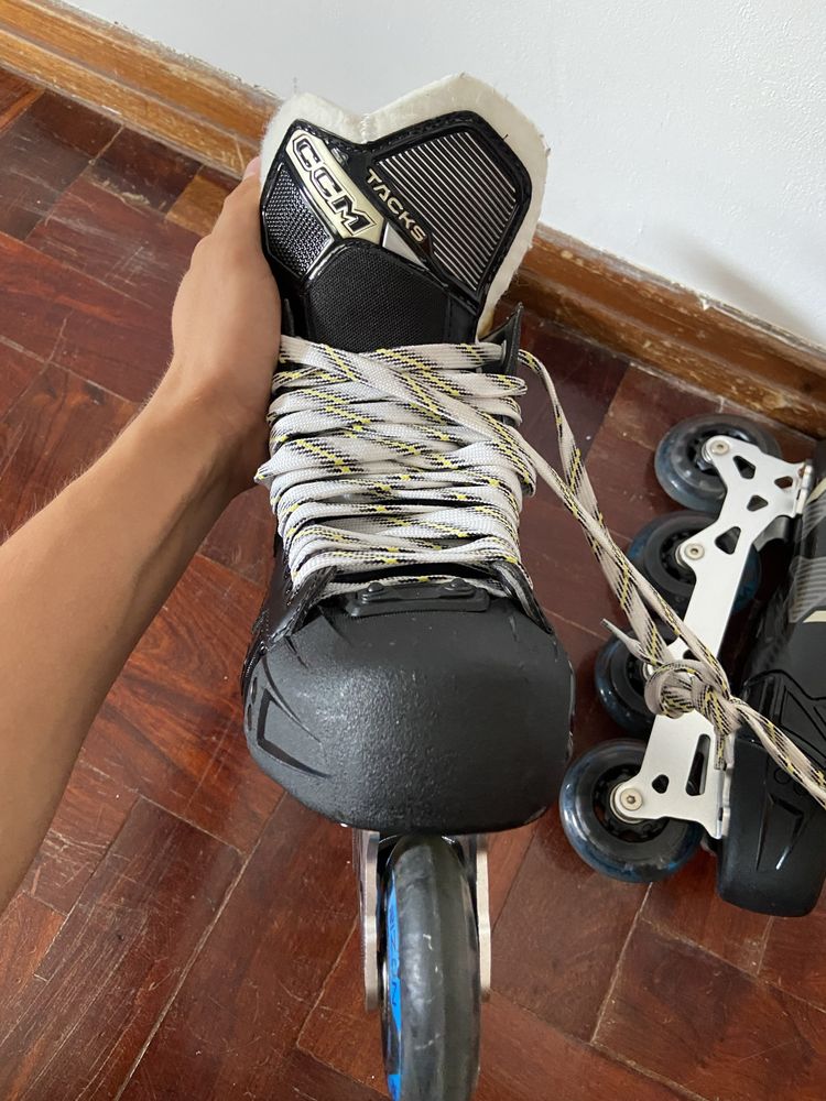 Proffecional CCM Tacks AS 570 Roller Skates Men (rolos)