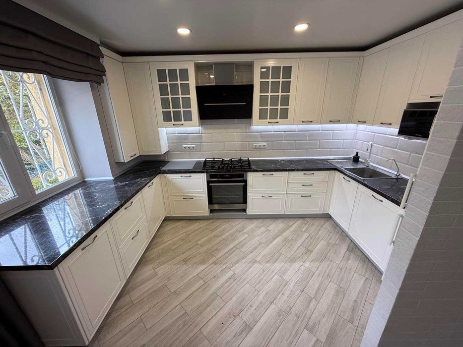 Трикімнатна квартира. Центр міста. ІНДИВІДУАЛЬНЕ опалення‼️