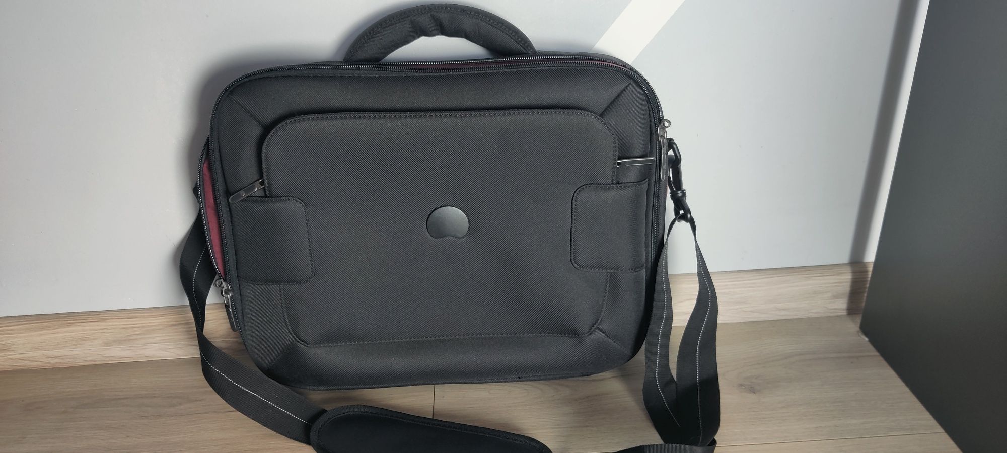 Sprzedam nową oryginalną torbę na laptopa Delsey colletion
