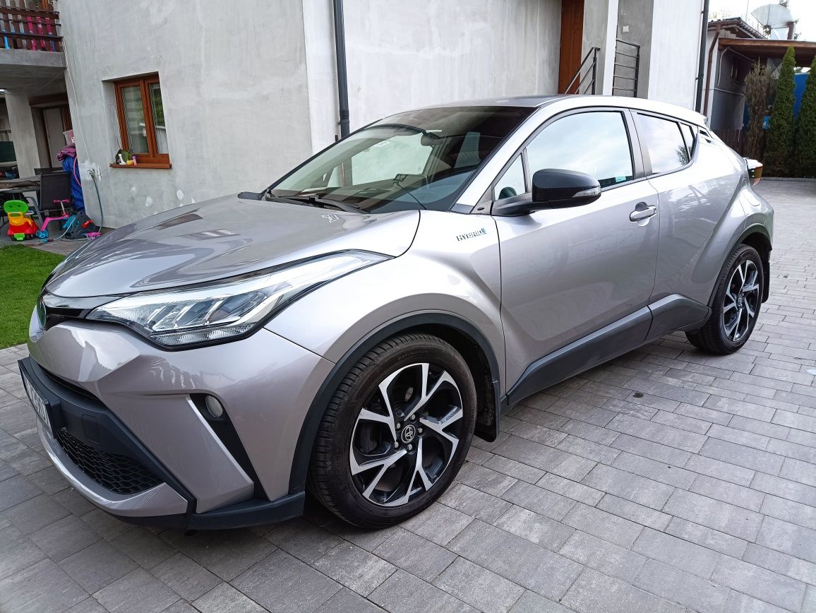 Toyota c-hr salon polska