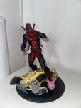 Figura Marvel Deadpool Taco Truck 25cm