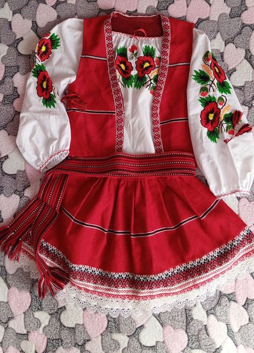 Дитячий комплект вишитий