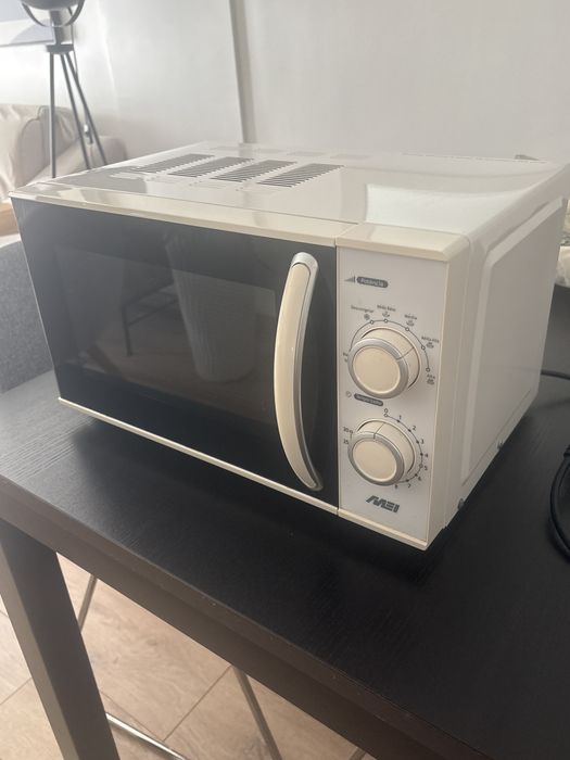 Forno de Microondas