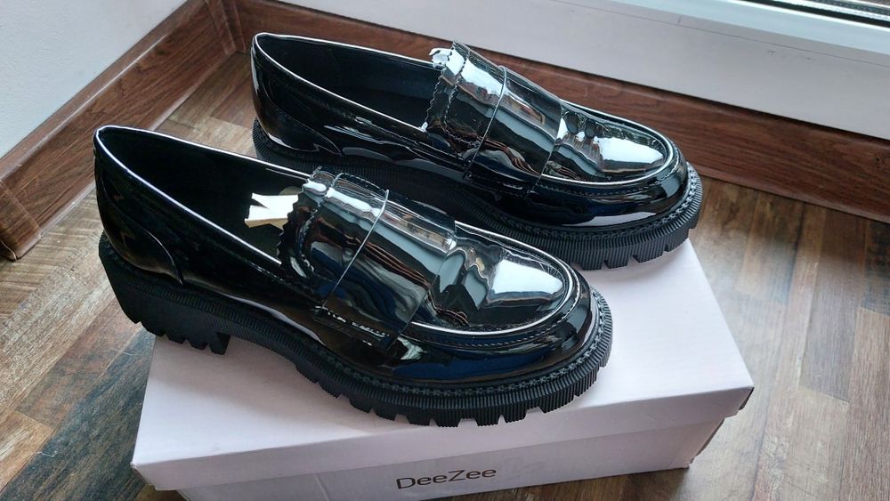 Nowe Loafersy, mokasyny damskie 40