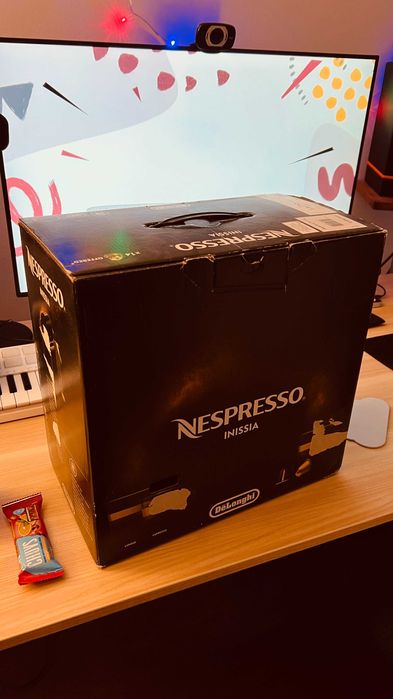 Капсульна кавоварка nespresso inissia