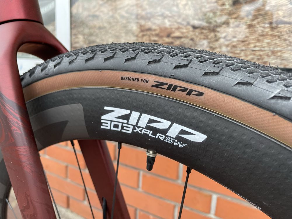 Nowy rower Megamo Silk 00 XPLR Red gravel, ZIPP XPLR SW, New Sram 13