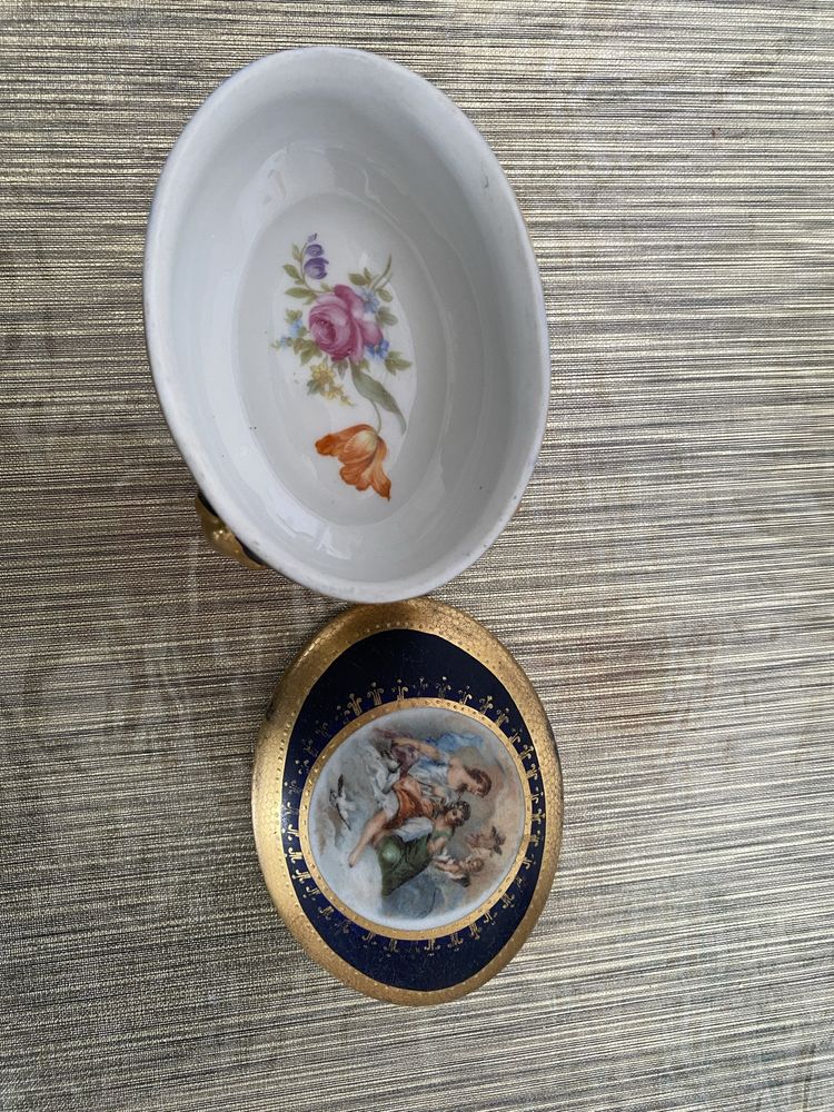 Caixa de porcelana vitage