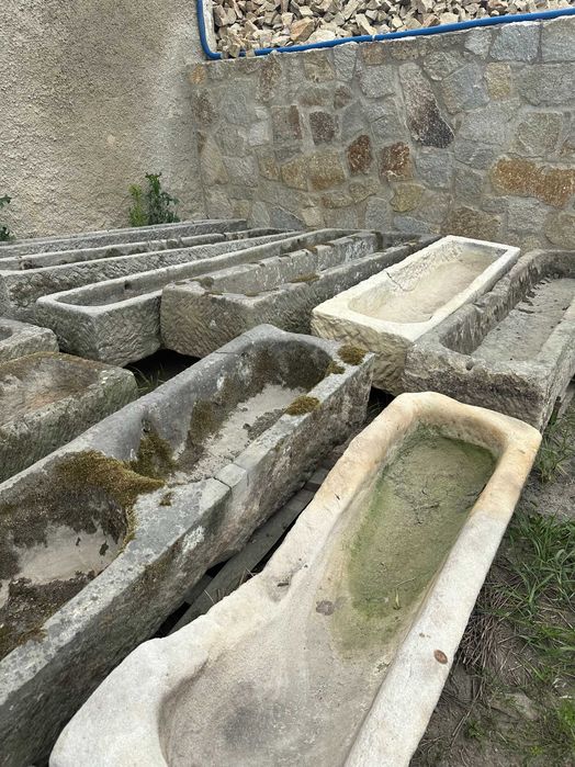 Koryto z piaskowca (stare)