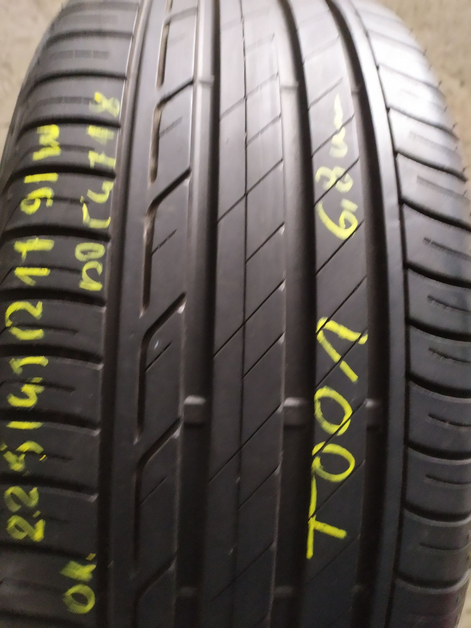 1 X Bridgestone Turanza T001 225/45R17 91W 1 sztuka