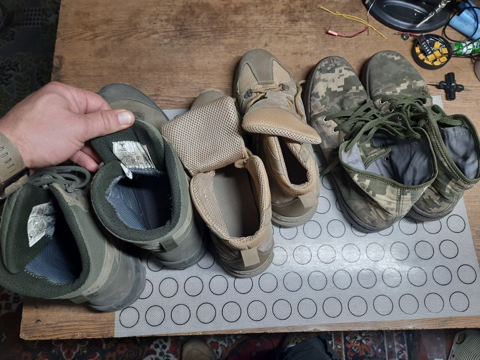 Берці, кеди 44,45 розмір.